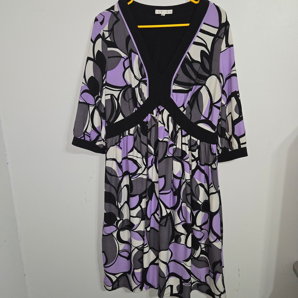 B#6 Sandra Darren Women's Dress Size 14 Floral Print Purple Gray Black V-Neck